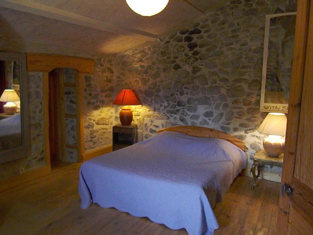 Chambres D'Hote Les Jardins De Prasserat Валлон-Пон-д'Арк Номер фото
